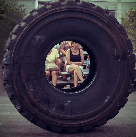 images of the Thunder Bay RIBFEST Strongman competion