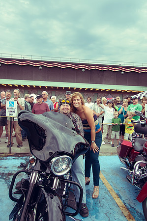 motors and muscles photos at Thunder Bay RIBFEST