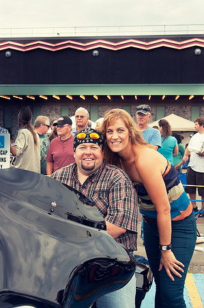 motors and muscles photos at Thunder Bay RIBFEST