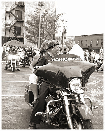 motors and muscles photos at Thunder Bay RIBFEST